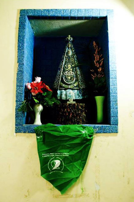 Victoria: ¡No se atrevieron a retirar la imagen de la Virgen de Luján  de la Sede Central de la Universidad Nacional de La Pampa!