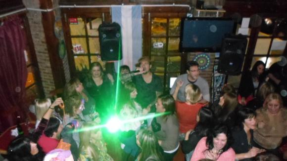 SHOW GUSTAVO SANTILLAN EN ¨LA BARBERIA¨