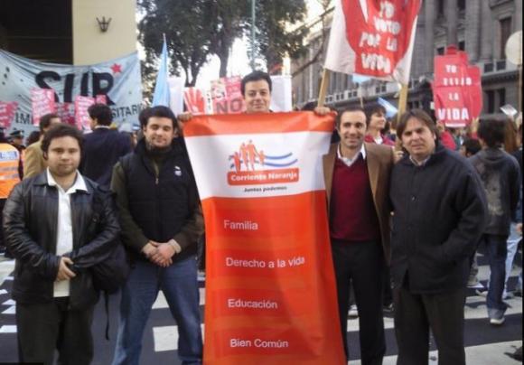 marcha por la vida frente al congreso 2011