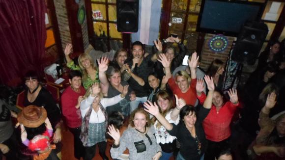 VIERNES 6 JUNIO EN ¨MOMBAY¨ Y SABADO EN ¨MILHO¨