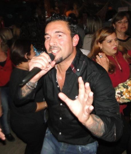 FOTOS SHOW GUSTAVO SANTILLAN EN LA ¨VENTOLA¨