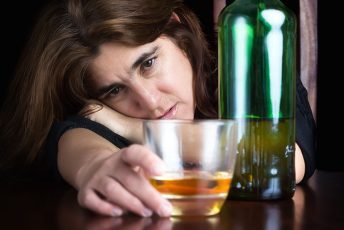 El alcoholismo es una patología del sistema nervioso central crónica y progresiva 