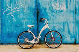 Gi Bike: La bicicleta eléctrica y plegable creada por dos Argentinos es furor en el mundo