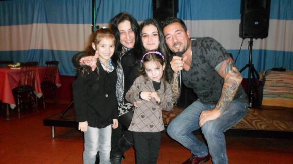 FOTOS SHOW GUSTAVO SANTILLAN EN¨LA CANTINA DE MI TIO¨