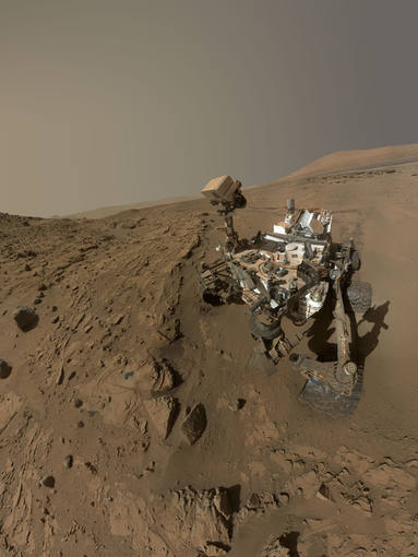 El robot Curiosity cumple su primer año marciano sobre unos antiguos glaciares