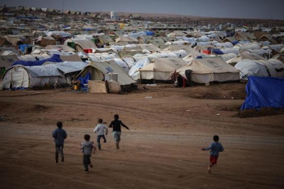 AIN está ayudando a mil familias de refugiados iraquíes
