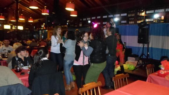 FOTOS SHOW GUSTAVO SANTILLAN EN¨LA CANTINA DE MI TIO¨