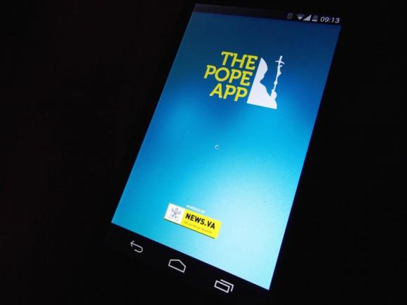 Para seguir por el teléfono celular la actividad del Papa