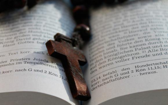 ¿Cuáles son las mejores armas contra el diablo? Responde reconocido exorcista