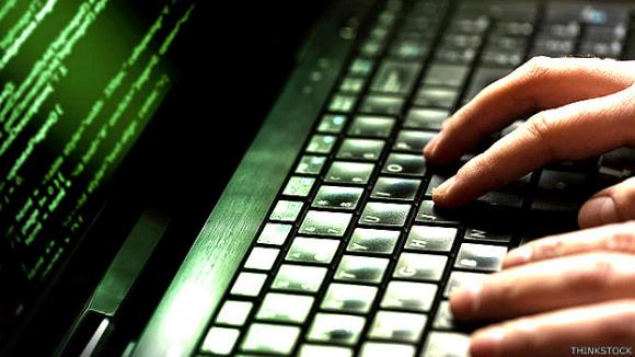 Por qué Google está revisando los correos de Gmail
