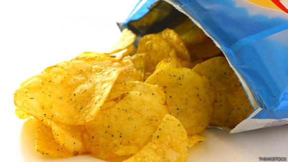 Cómo transformar un paquete de papas fritas en un espía