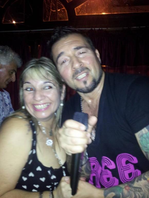 MAS FOTOS SHOW GUSTAVO SANTILLAN ¨LA BARBERIA¨