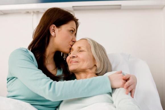 Enseñan cómo cuidar a pacientes con Alzheimer