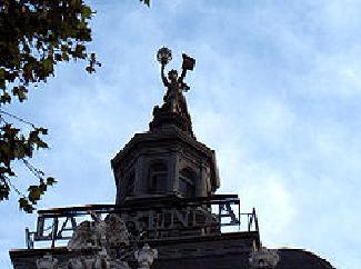 8) Ex edificio del diario la prensa  (Llegada 17:40)