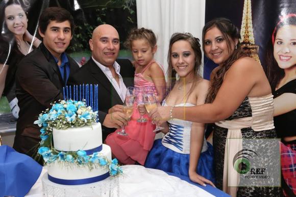 CUMPLEAÑOS DE 15 (EVENTO PRIVADO)