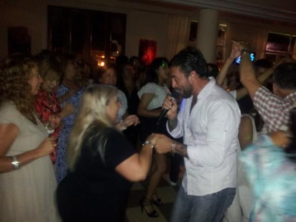 FOTOS SHOW GUSTAVO SANTILLAN EN ¨VIVANCO¨