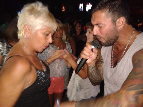 FOTOS SHOW GUSTAVO SANTILLAN EN ¨LA VENTOLA¨