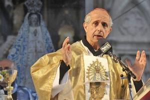 Al Cardenal Mario Aurelio Poli, ante el gravisimo peligro de perdida de la libertad para defender a la institución de la familia 