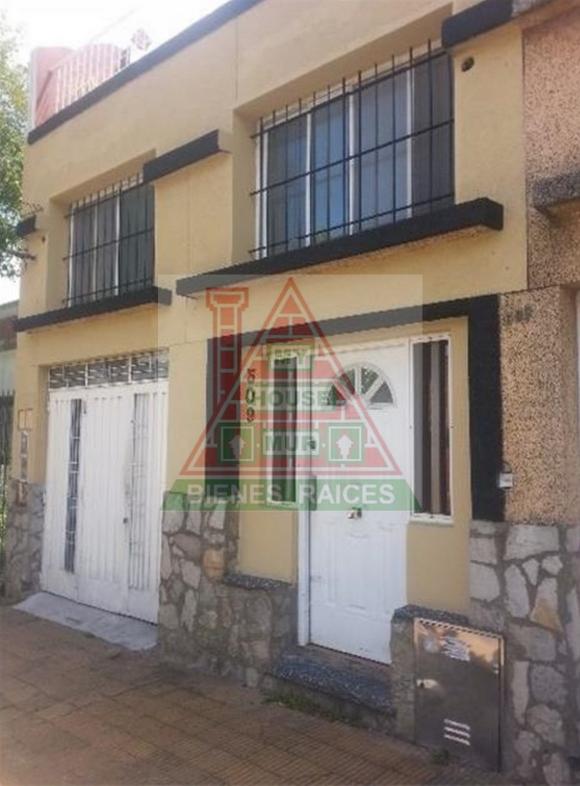 Casa (Ph) 5 ambientes (Beccar)