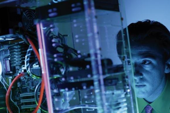 La fábula del ingeniero y el tornillo