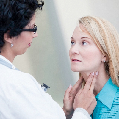 Charla abierta a la comunidad: ”Derribando mitos tiroideos”