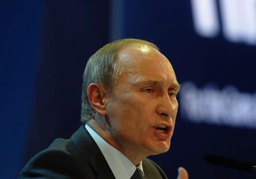 Putin defiende a Blatter y le desea suerte en la elección