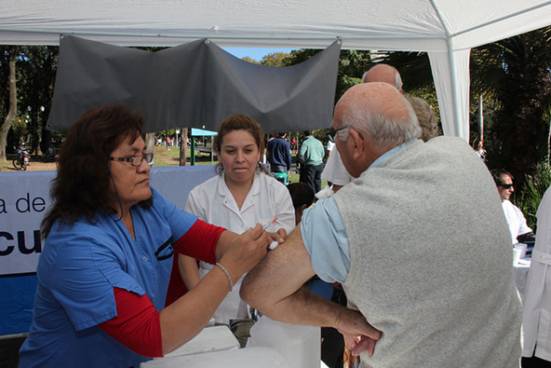 San Isidro: Continúa la campaña gratuita de vacunación antigripal 