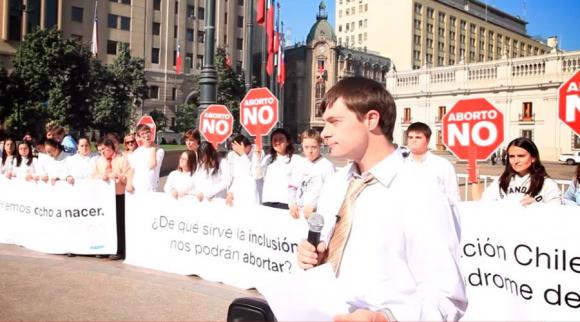 Jóvenes con síndrome de Down en Chile: ¡también tenemos derechos a vivir!