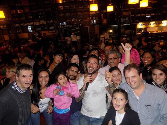 FOTOS SHOW GUSTAVO SANTILLAN EN ¨LA CANTINA DE MI TIO¨