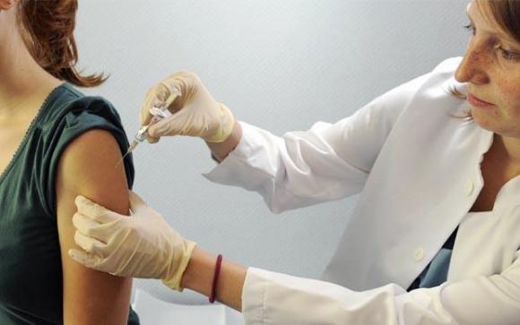 San Isidro: Continúa la vacunación antigripal