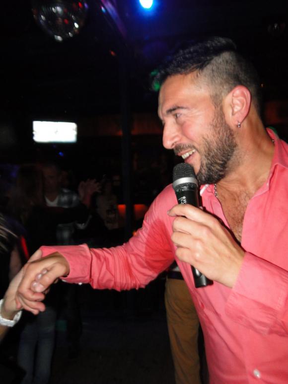 FOTOS SHOW GUSTAVO SANTILLAN EN ¨LA VENTOLA¨