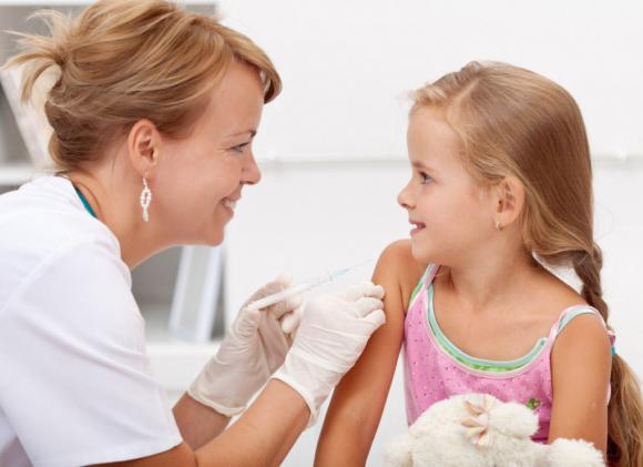 Por pico estacional de gripe y las bajas temperaturas, instan a aprovechar las vacaciones para vacunarse