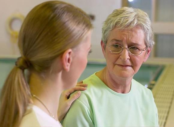 Terapia experimental reduce la progresión del Alzheimer en un 30%