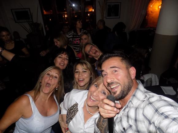 FOTOS SHOW GUSTAVO SANTILLAN EN ¨VIVANCO¨