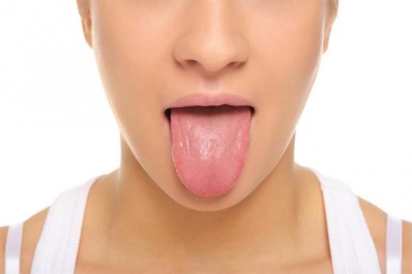 Campaña contra el cáncer bucal ¨Sacale la lengua al cáncer¨