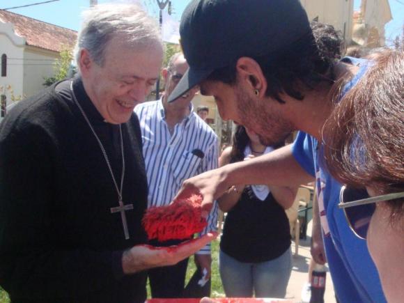 Mons. Marino pide llegar con la fe a la mente y al corazón de los niños