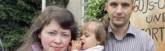 Alemania: la policía encarcela 40 días a los padres de unos niños por no ir a clase de ideología de género