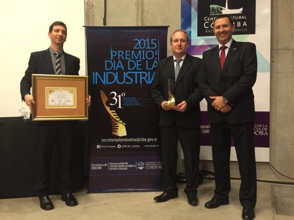 SAVANT galardonado en el día de la industria