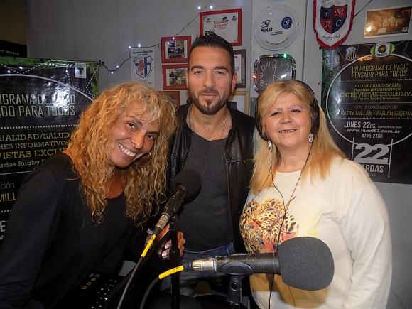 FOTOS ENTREVISTA EN EL PROGRAMA RADIAL ¨EL OJO¨