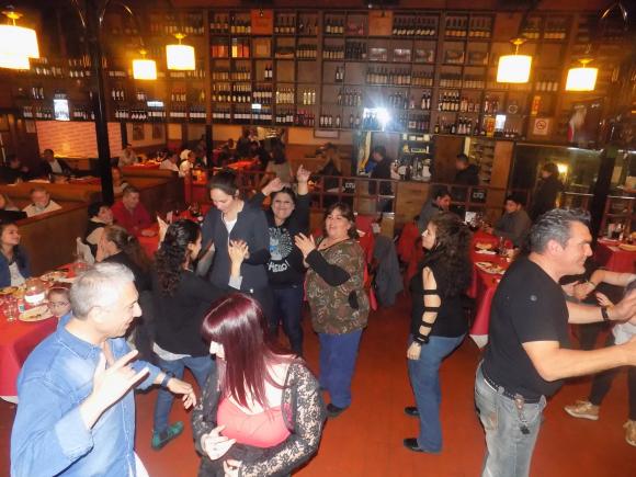 FOTOS SHOW GUSTAVO SANTILLAN EN ¨LA CANTINA DE MI TIO¨