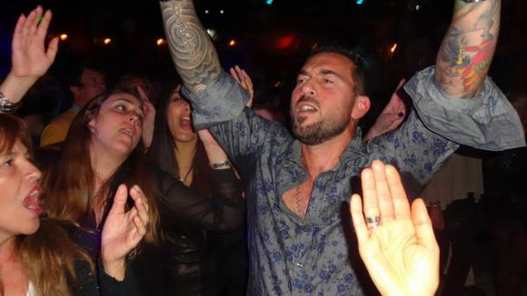 FOTOS SHOW GUSTAVO SANTILLAN EN ¨LA VENTOLA¨