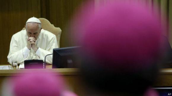 Sínodo: El Papa llamó a rezar por la paz en Medio Oriente y África