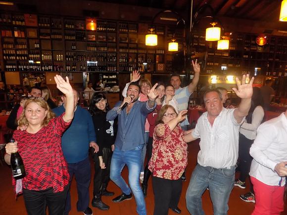 FOTOS SHOW GUSTAVO SANTILLAN EN ¨LA CANTINA DE MI TIO¨