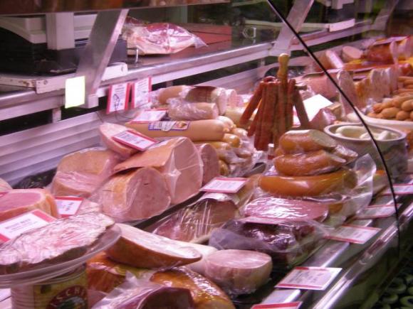 La OMS confirmó que los embutidos y fiambres son cancerígenos