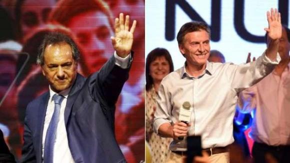 A once días del balotaje, Scioli achicó la diferencia a 3,8 puntos con Macri