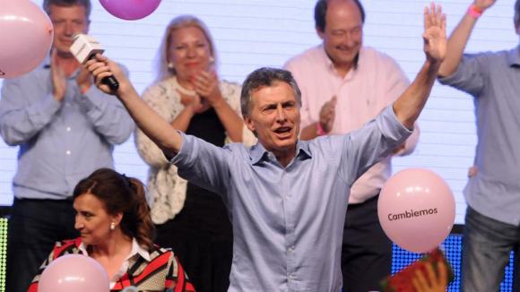 Mauricio Macri es el nuevo presidente de los argentinos