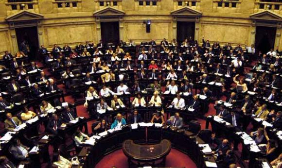 Rebeldía K en el Senado: no se logró el quorum y dieron ¨libertad de acción¨ para la jura de Macri