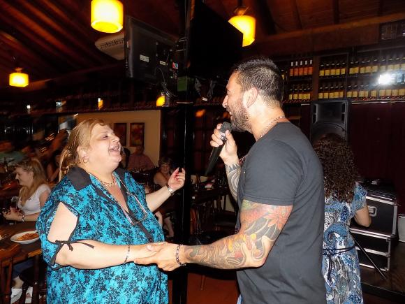 FOTOS SHOW GUSTAVO SANTILLAN EN ¨LA CANTINA¨