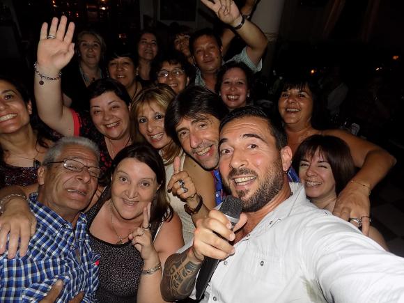 FOTOS SHOW GUSTAVO SANTILLAN EN ¨VIVANCO¨