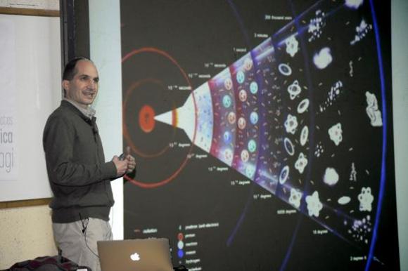 Entrevista exclusiva a Juan Maldacena, el Einstein argentino